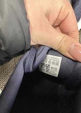 Кроссовки adidas 5