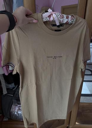 Футболка tommy