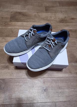 Мужские туфли clarks bradley lane в сером цвете с кожаными вставками р 42.5