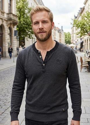 Чоловічий джемпер s.oliver з коміром henley s