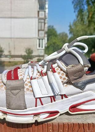 Премиальная лимитированная серия: кроссовки adidas a//d twinstrike
