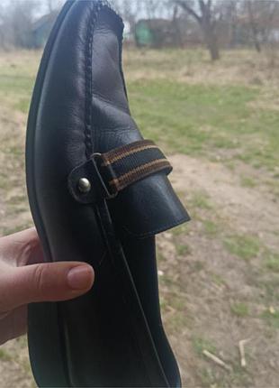 Туфлі чоловічі жіночі