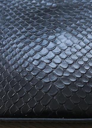 Сумка asos design 90s snake, чорна 3