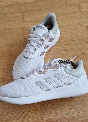 Легкие кроссовки adidas cloudfoam / размер 381⁄2 оригинал