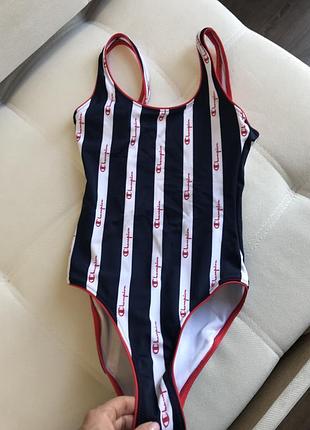 Стильный новый купальник champion s