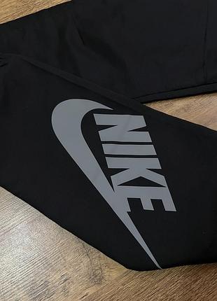 Нейлонові штани nike 2