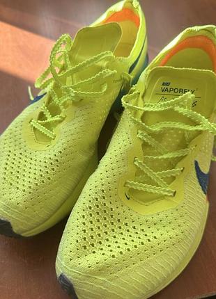 Бігові кросівки nike zoomx vaporfly next% 3 яскраво-салатового кольору