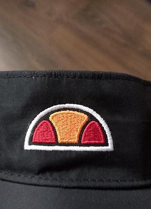 Козирок ellesse 3