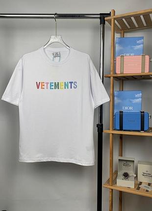 Футболка vetements
