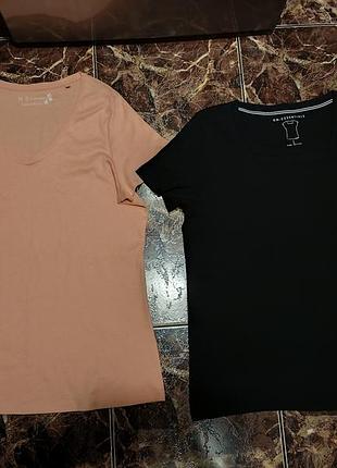 Две как новые футболки.пог55см.16р.