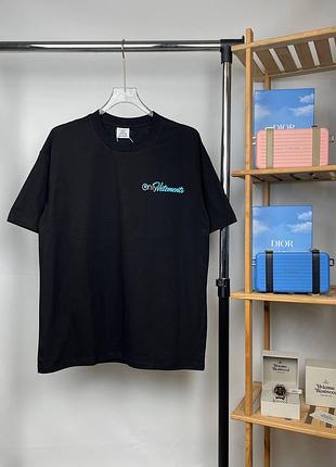 Футболка only vetements