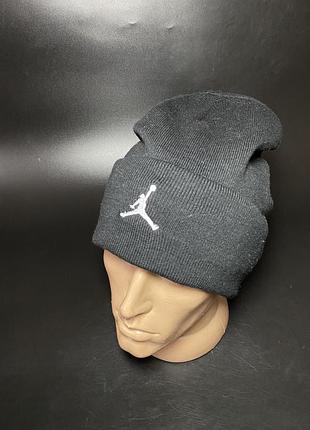 Шапка jordan