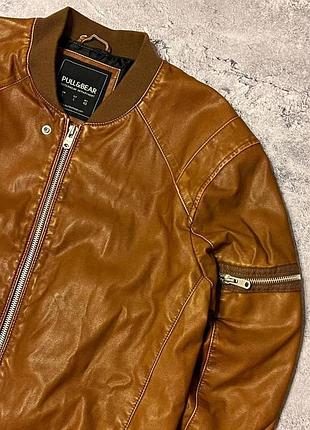 Кожанный бомбер pull&bear 2