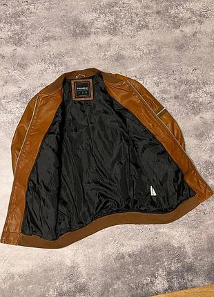 Кожанный бомбер pull&bear 4