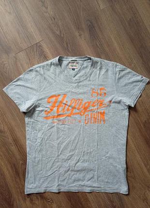 Брендова футболка tommy hilfiger.