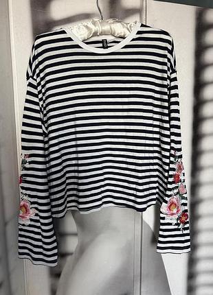 H&m реглан з вишивкою