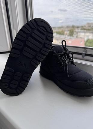 Водовідштовхувальні черевики з нейлону zara