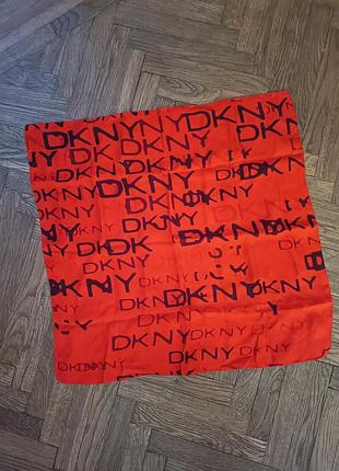 Шовкова хустка в монограму