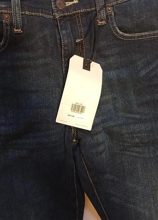 Levi's premium slim taper 3