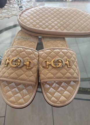 Шлепанці для відпочинку gucci