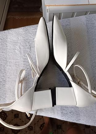 Туфли лаковые zara 8