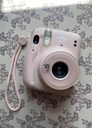 Фотоапарат instax mini 11 2