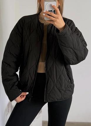 Zara куртка жіноча розмір м