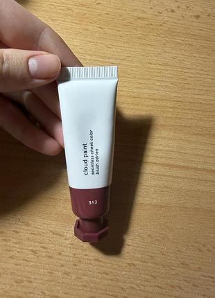 Румʼяна glossier cloud paint