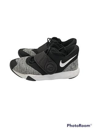 Кросівки nike 35 розмір