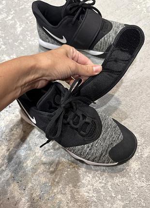 Кросівки nike 35 розмір 9