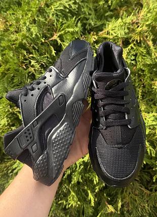 Кросівки nike huarache 37,5р(23см)