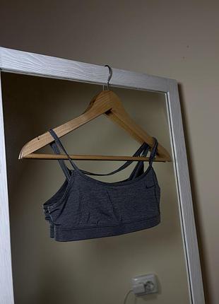 Топ nike xs 3