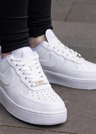 Женские кроссовки nike air force 1 low «07 белые молодежные летние кроссы из натуральной кожи на весну лето найк аир форс лоу