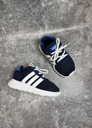 Оригінальні кросівки adidas