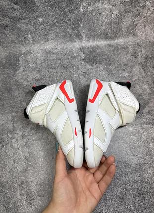 Оригінальні кросівки jordan nike 4