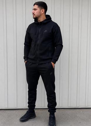 Теплый костюм для мужчин nike