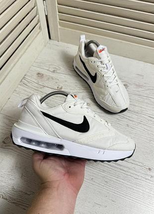 Кросівки nike air max dawn