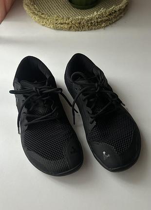 Анатомічні кросівки vivobarefoot