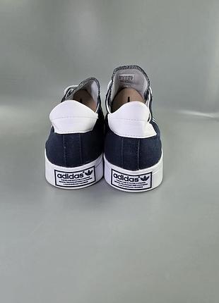 Кросівки adidas 5