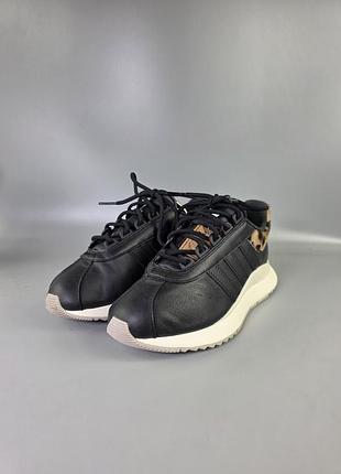 Кроссовки adidas 2