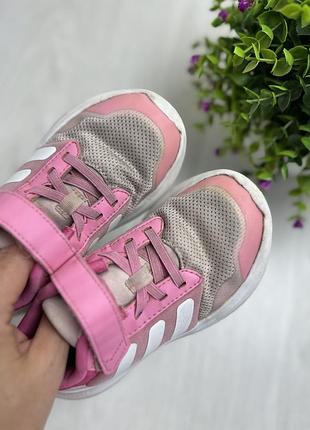 Кросівки adida для дівчинки 30,5 3
