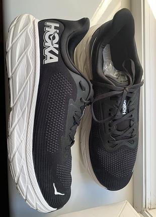 Кросівки hoka  arahi 7 , розмір 47