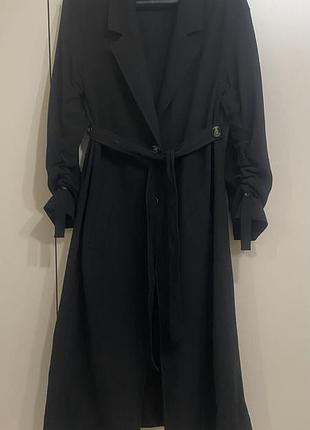 Легкий чорний плащ тренч zara woman з драпованими рукавами, розмір s