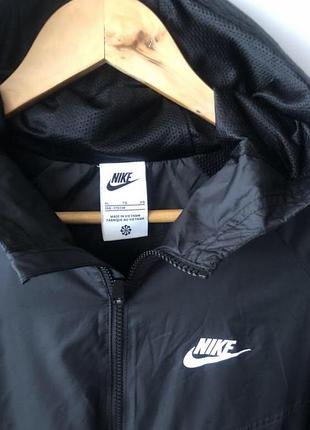Вітровка чоловіча nike windrunner jacket 9