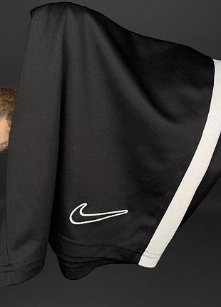 Шорти nike 4
