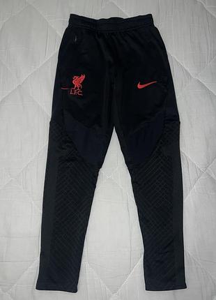Спортивні штани nike 8-9 років