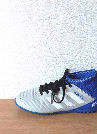 Сороконожки сороконожки кроссовки adidas 33 р. стелька 20,7 см.