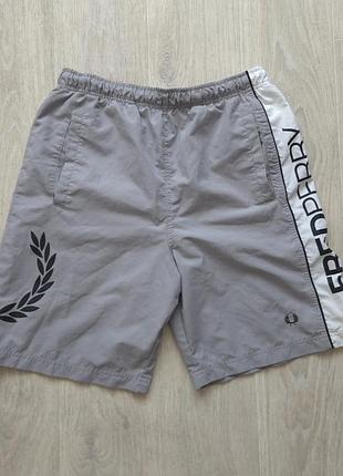 Fred perry big logo шорты