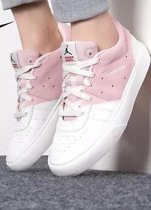 Классные кроссовки nike jordan series 38,5 р. стелька 24 см.