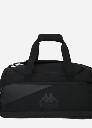 Велика чорна спортивна сумка kappa в ідеальному стані